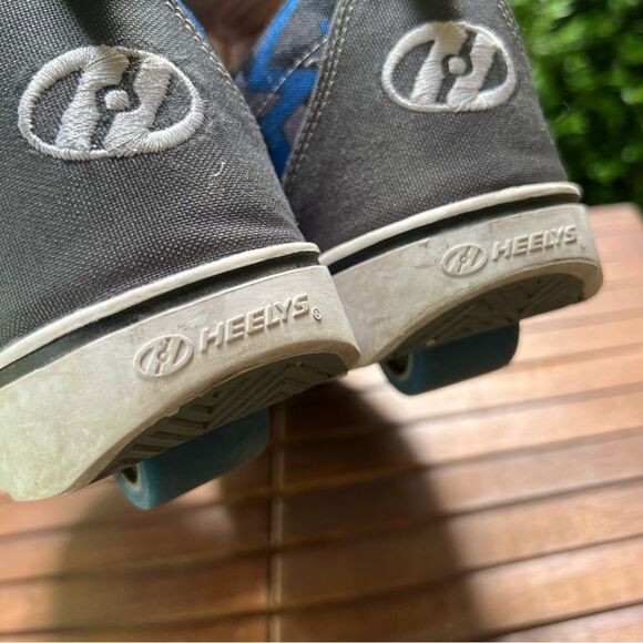 Heely’s size 7 Men’s skate shoes Grey & Blue/Black Camo - Picture 8 of 16